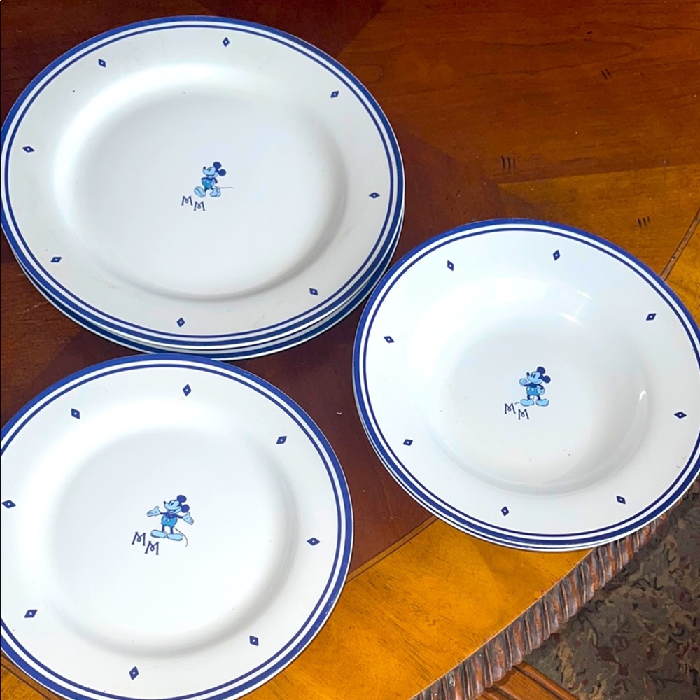 Disney Mickey Mouse White and Blue Dinnerware Set 2 place settings